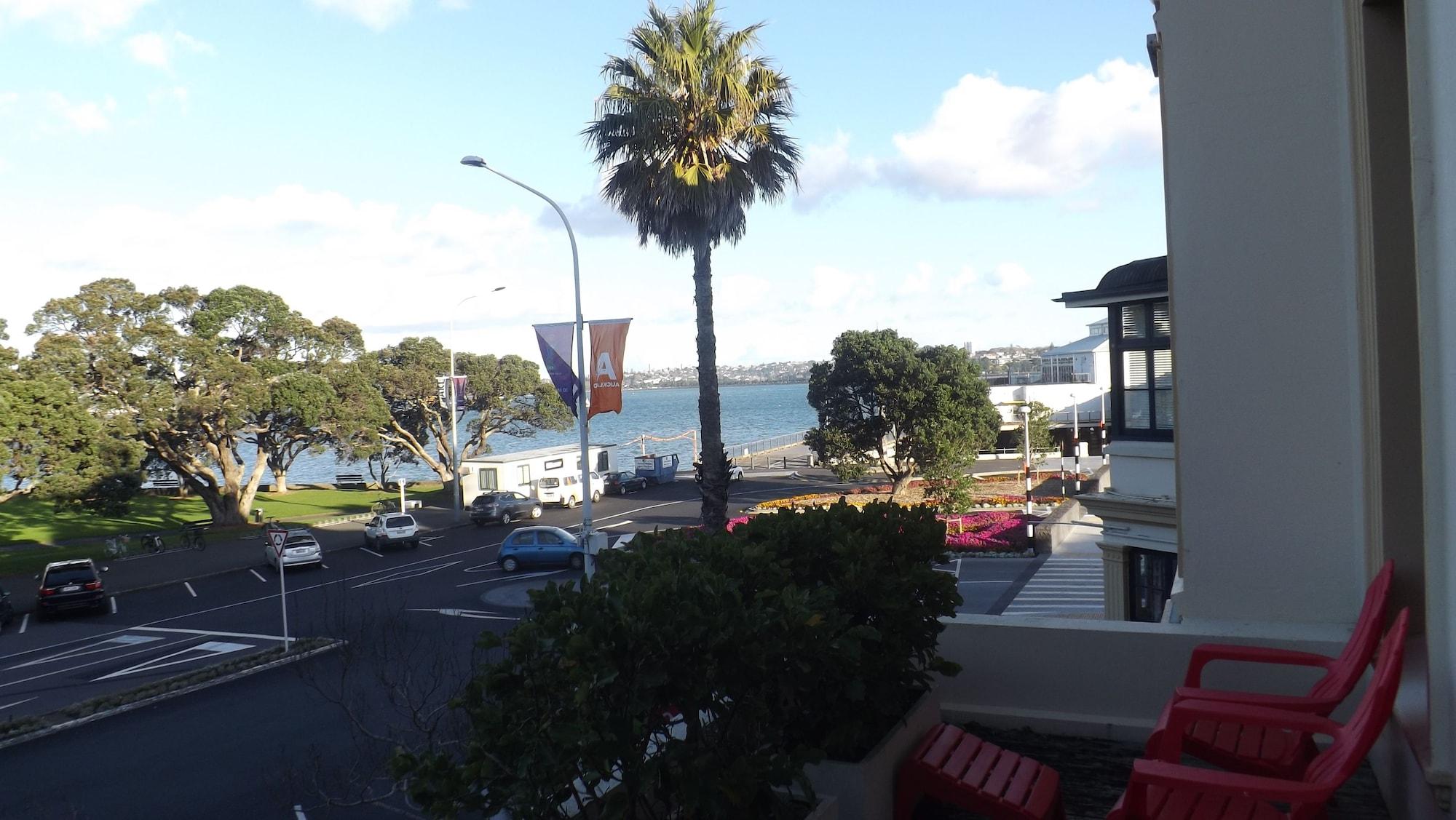 The Esplanade Hotel Auckland Exterior photo